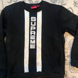 Supreme NEVER WORN crewneck